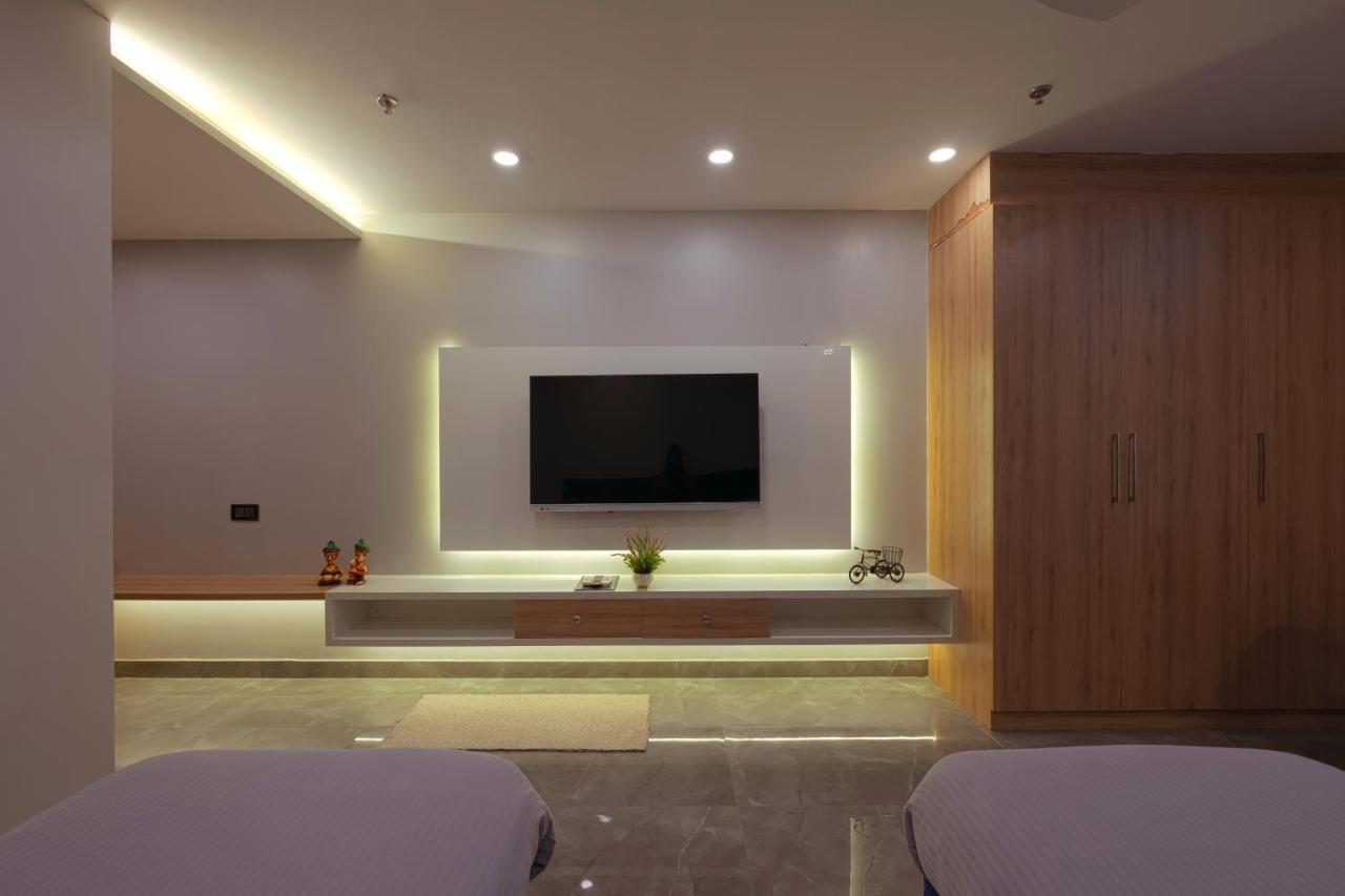 Hotel Bay Laurel Retreat Фаридабад Екстериор снимка
