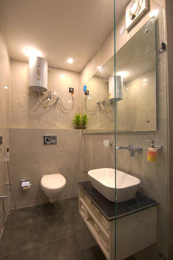 Hotel Bay Laurel Retreat Фаридабад Екстериор снимка